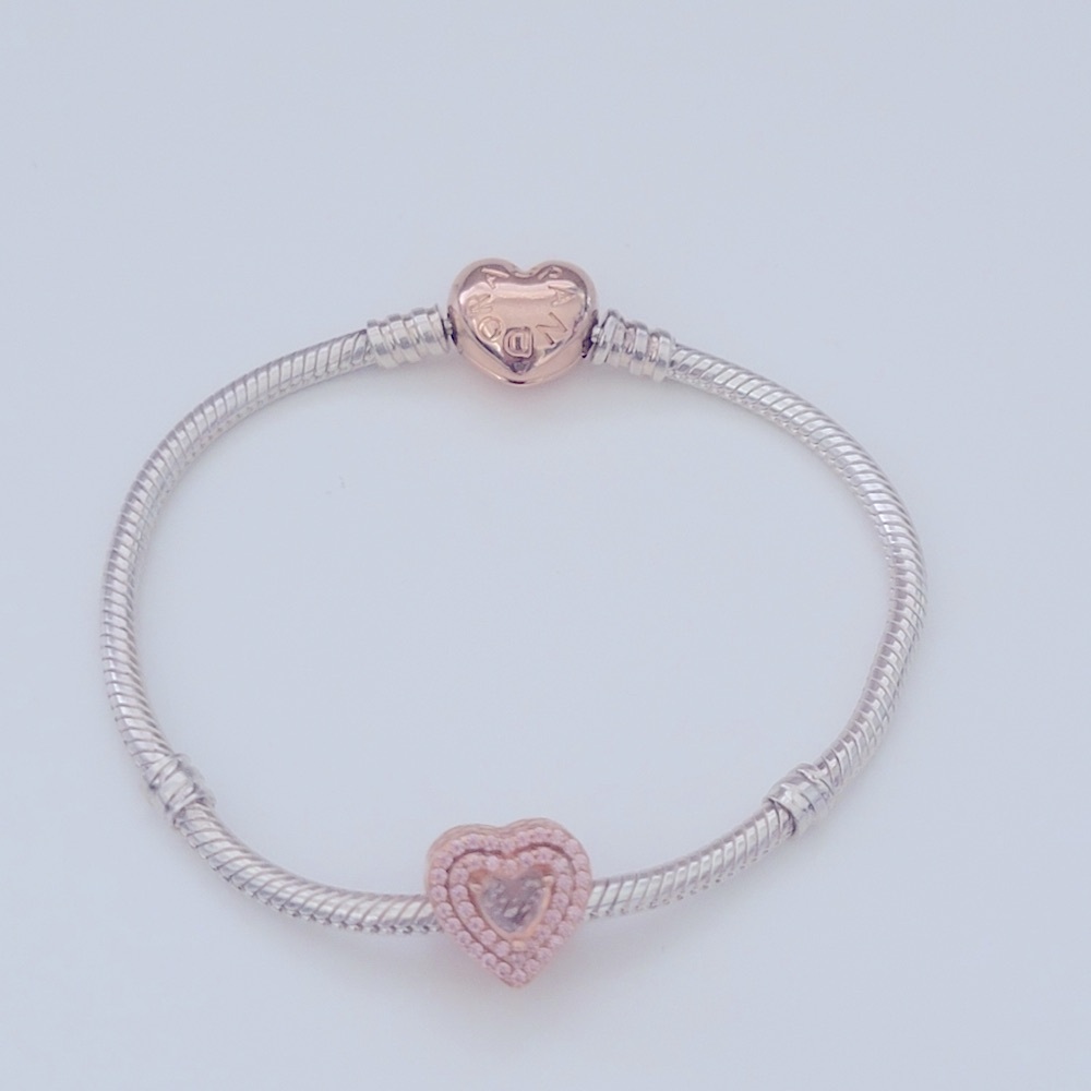 Pandora Rose Gold Heart Clasp Snake Chain Bracelet And Gold Plated Heart Charm